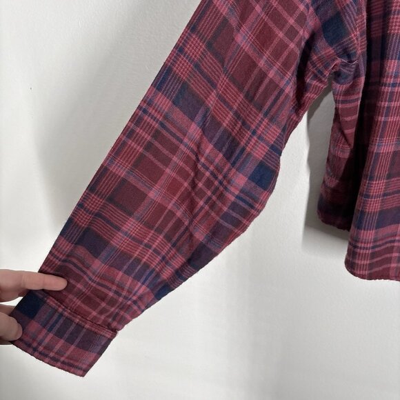 American Eagle Women S Burgundy Plaid Distressed Cropped Hooded Flannel Shirt - Picture 5 of 15